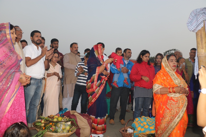 सूर्यको पूजा आराधना गर्ने पर्व छठ शुरु